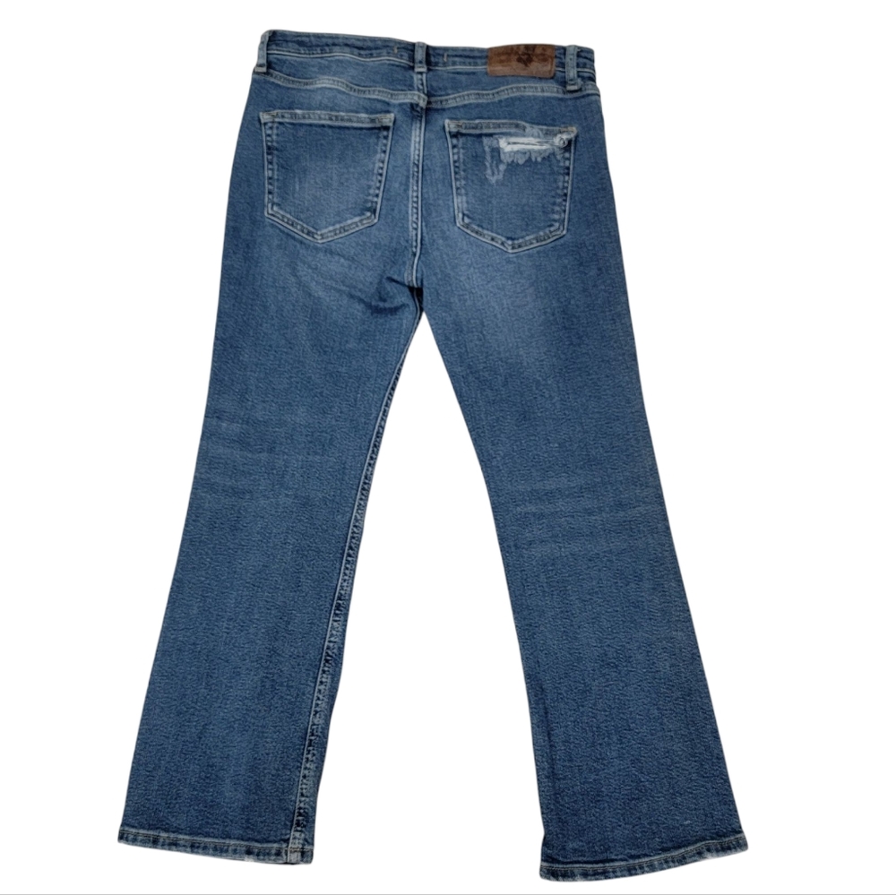Free People Cropped Flare Leg Jeans w/ Colorblock Cut Out Distressed Wom… - Picture 4 of 17